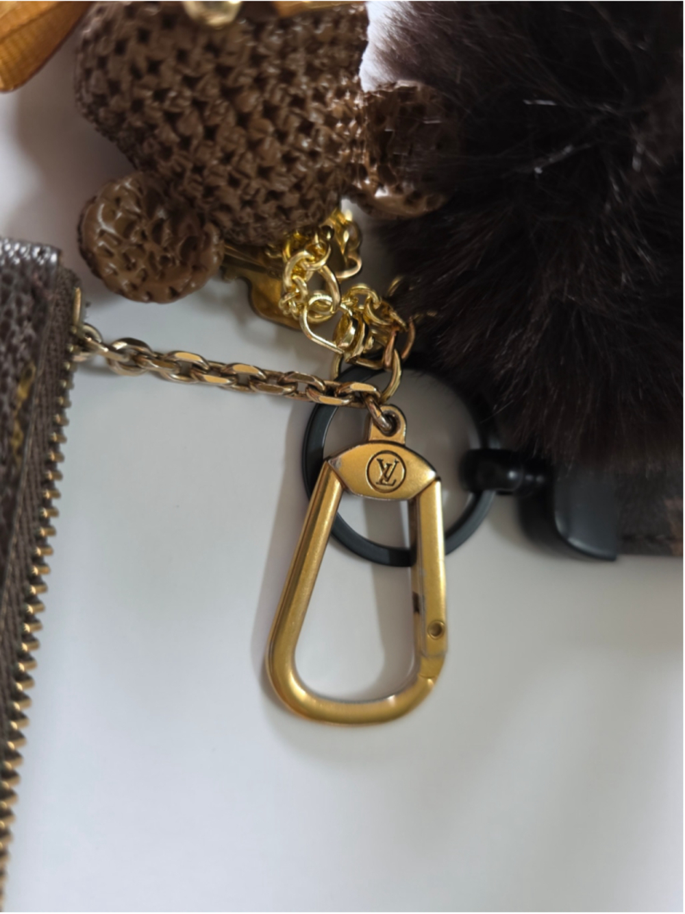 Authentic Louis Vuitton Key Cles & #318 Key Custom Bag Charm - Picture 8 of 8